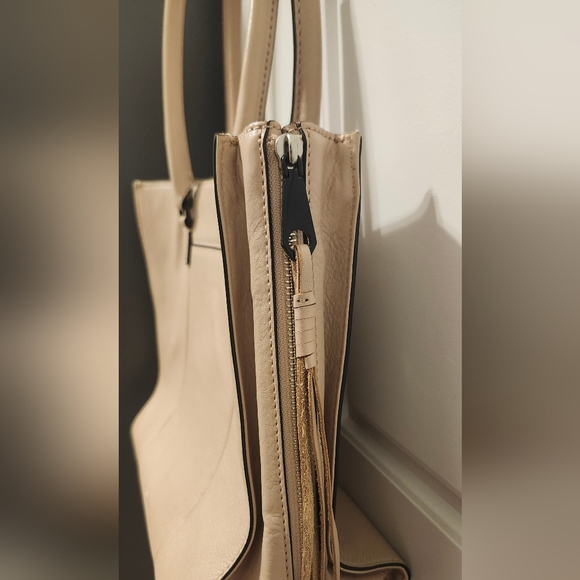 NWOT Rebecca Minkoff $425 Leather Always On The Side Zip Regan Tote Bag Beige - Picture 3 of 6